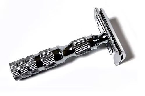 Classic Samurai Safety Travel  Razor Chrome Finish